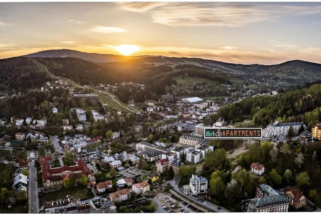 Art & High Studio Z Parkingiem Podziemnym Krynica Zdroj Luaran gambar
